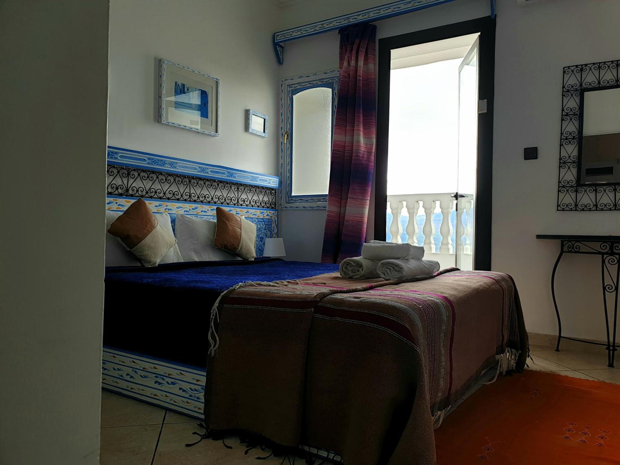 Casa Familia Hotel Чефчауен Екстериор снимка
