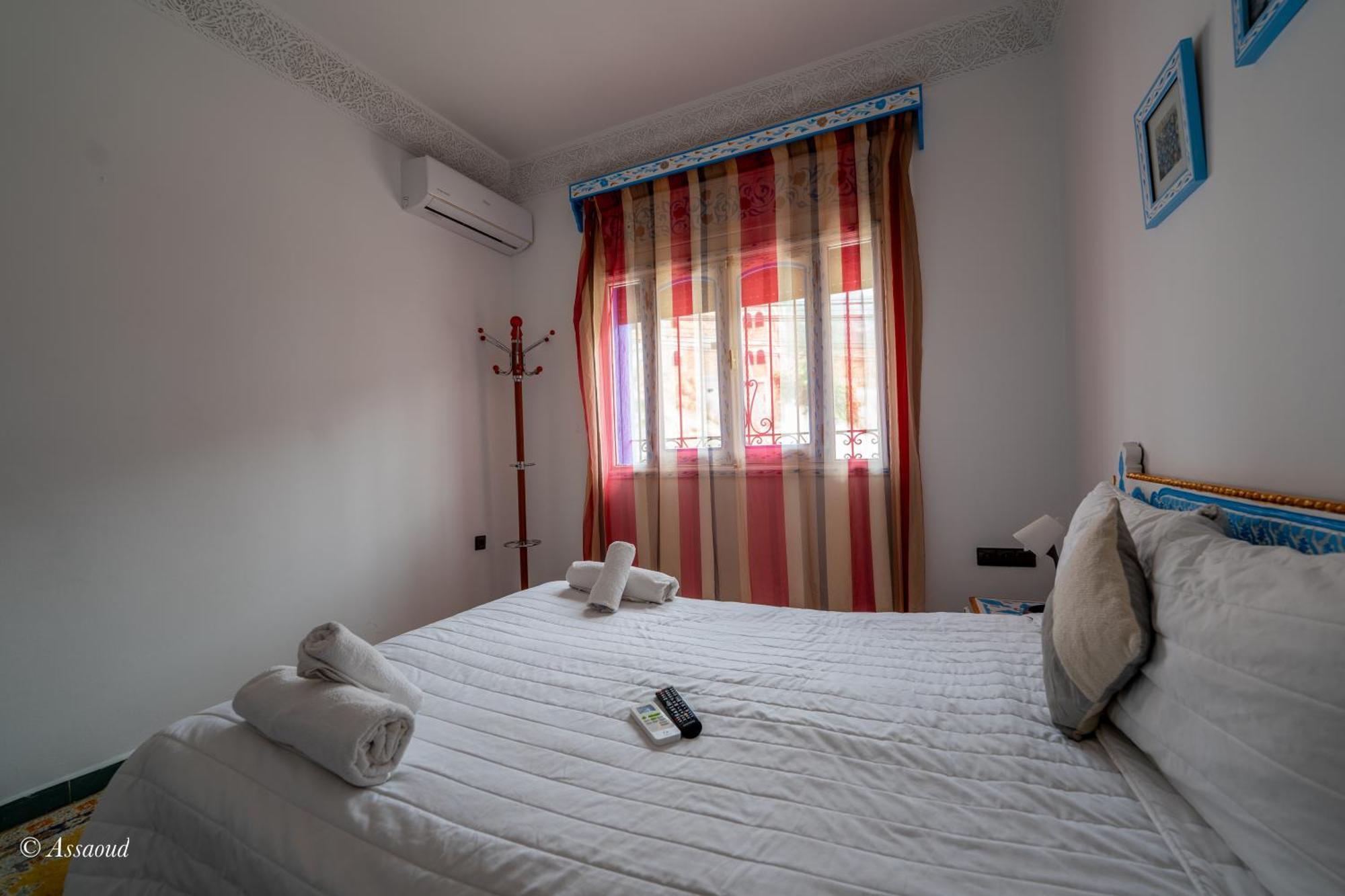 Casa Familia Hotel Чефчауен Екстериор снимка
